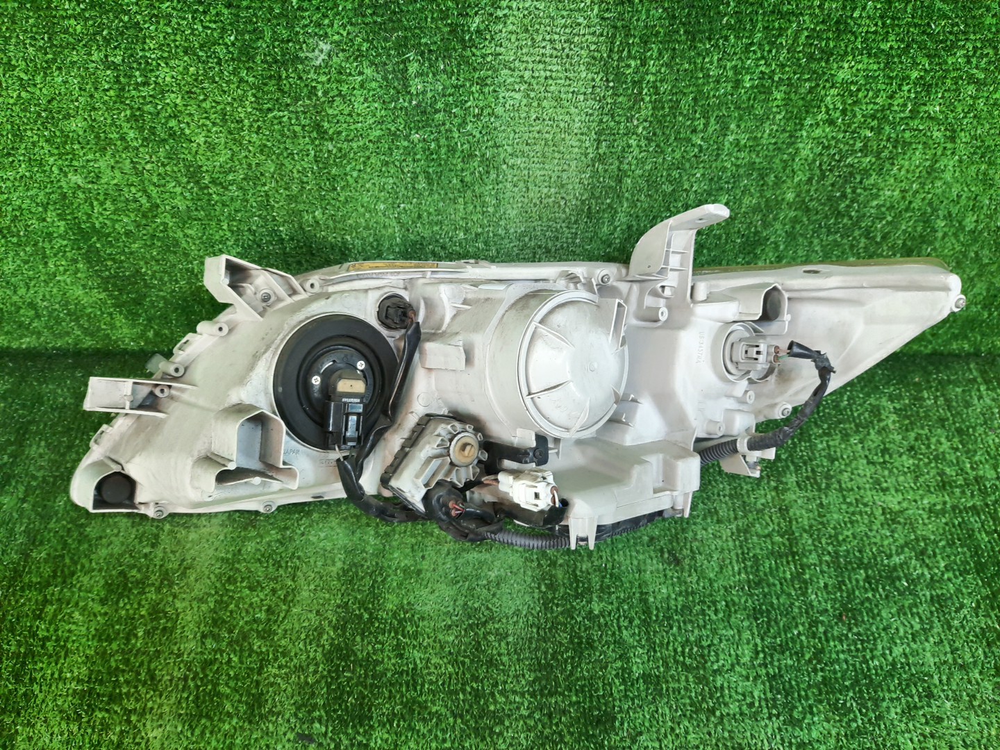 Фара правая передняя TOYOTA CAMRY, ALTIS AHV40, GSV40, ACV40, ACV45, ACV40N, ACV45N 2 ракурс