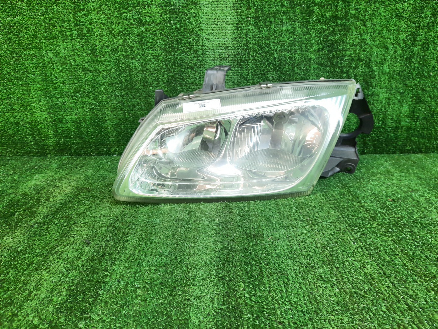 Фара левая передняя NISSAN BLUEBIRD SYLPHY G10, QG10, FG10, TG10, QNG10 1 ракурс