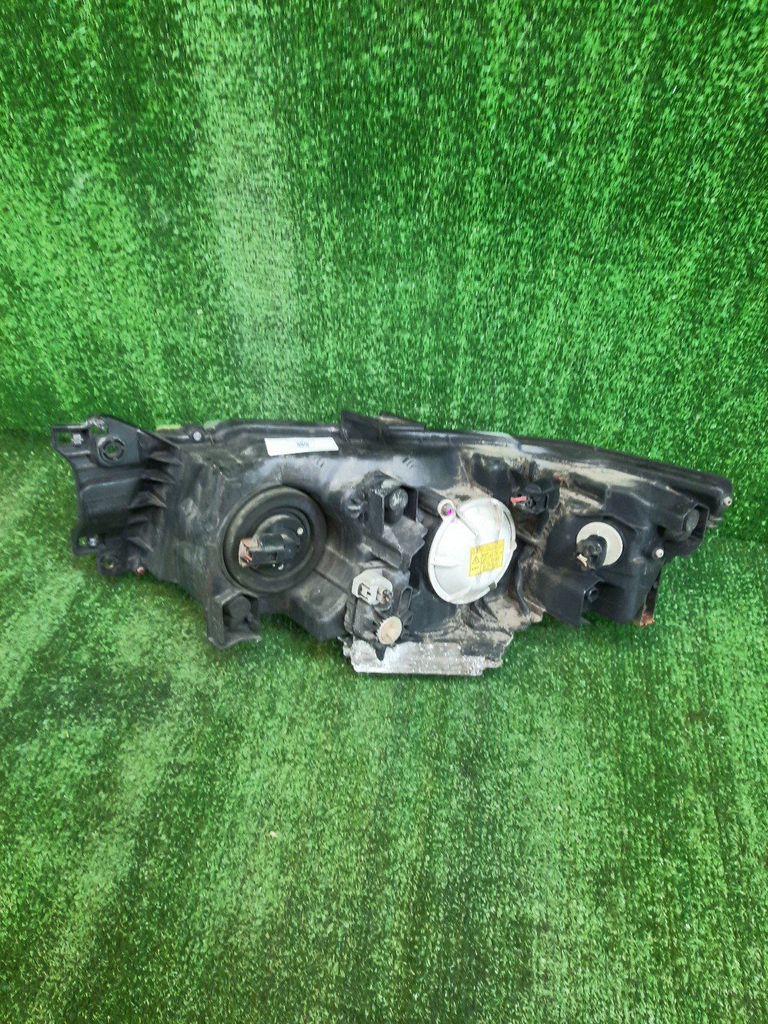 Фара правая передняя MITSUBISHI CHARIOT GRANDIS, CHARIOT N84W, N94W, N96W, N86W 2 ракурс