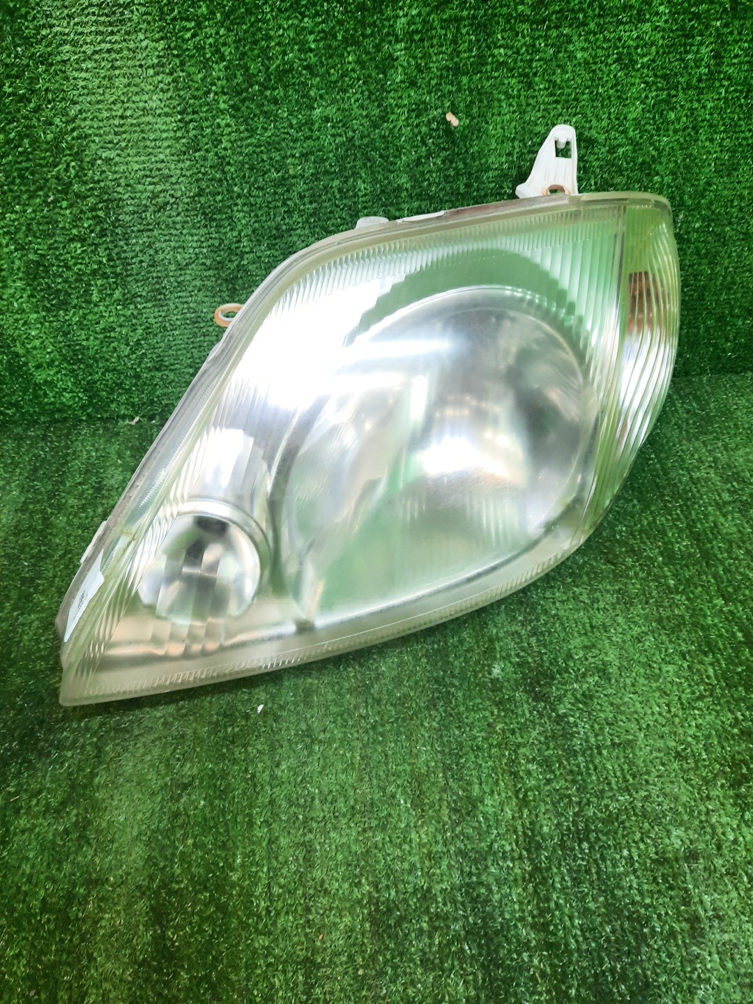 Фара левая передняя TOYOTA COROLLA, COROLLA FIELDER ZZE124, NZE121, NZE120, ZZE122, NZE124, CE121, NZE121G, ZZE123G, ZZE124G, ZZE122G, NZE124G , 1NZ-FE, 1ZZ-FE 1 ракурс