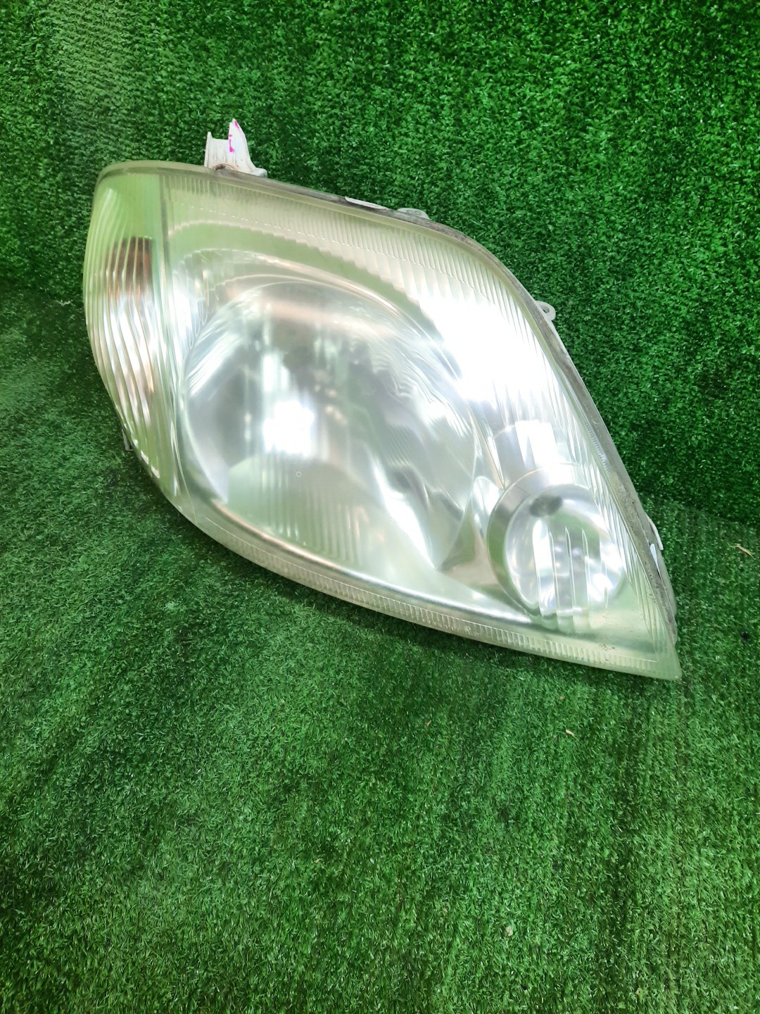 Фара правая передняя TOYOTA COROLLA, COROLLA FIELDER ZZE124, NZE121, NZE120, ZZE122, NZE124, CE121, NZE121G, ZZE123G, ZZE124G, ZZE122G, NZE124G , 1NZ-FE, 1ZZ-FE 1 ракурс