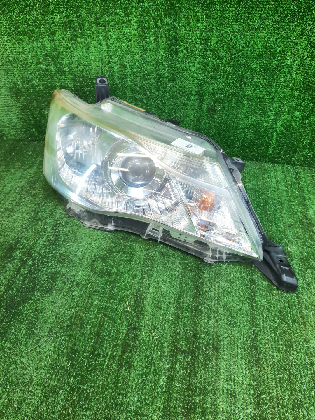 Фара правая передняя TOYOTA COROLLA FIELDER, COROLLA  AXIO ZRE162G, NZE164G, NZE161G, NKE165G, NRE161G, NZE161, NZE164, NRE161, NKE165, ZRE162, NRE160 1 ракурс