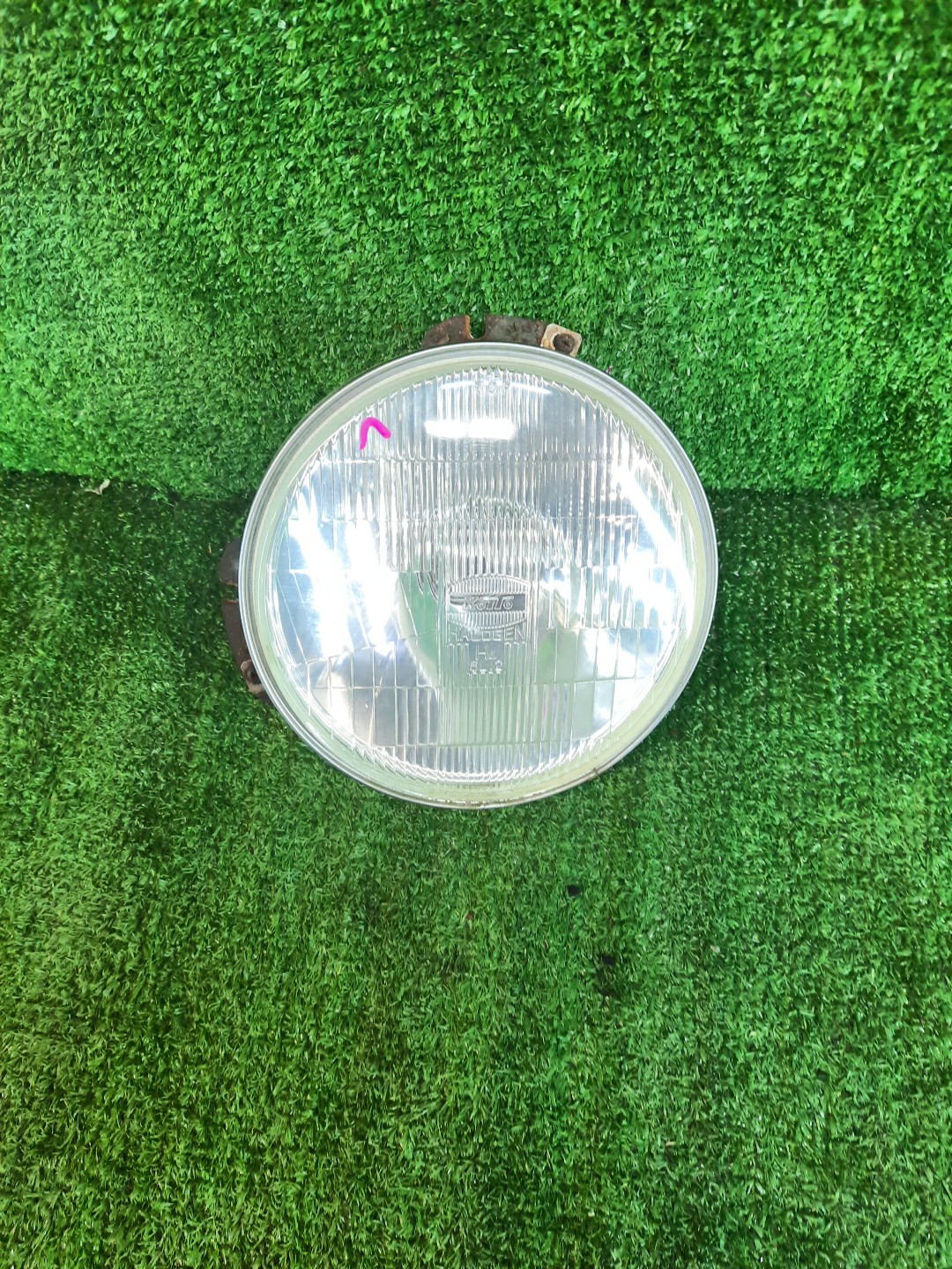 Фара правая передняя MITSUBISHI PAJERO V25W, V44W, V26W, V24W, V43W, V45W, V46W, V21W, V23W, V47W, V33V, V36W, V34V, V31V, V31W, V36V 1 ракурс