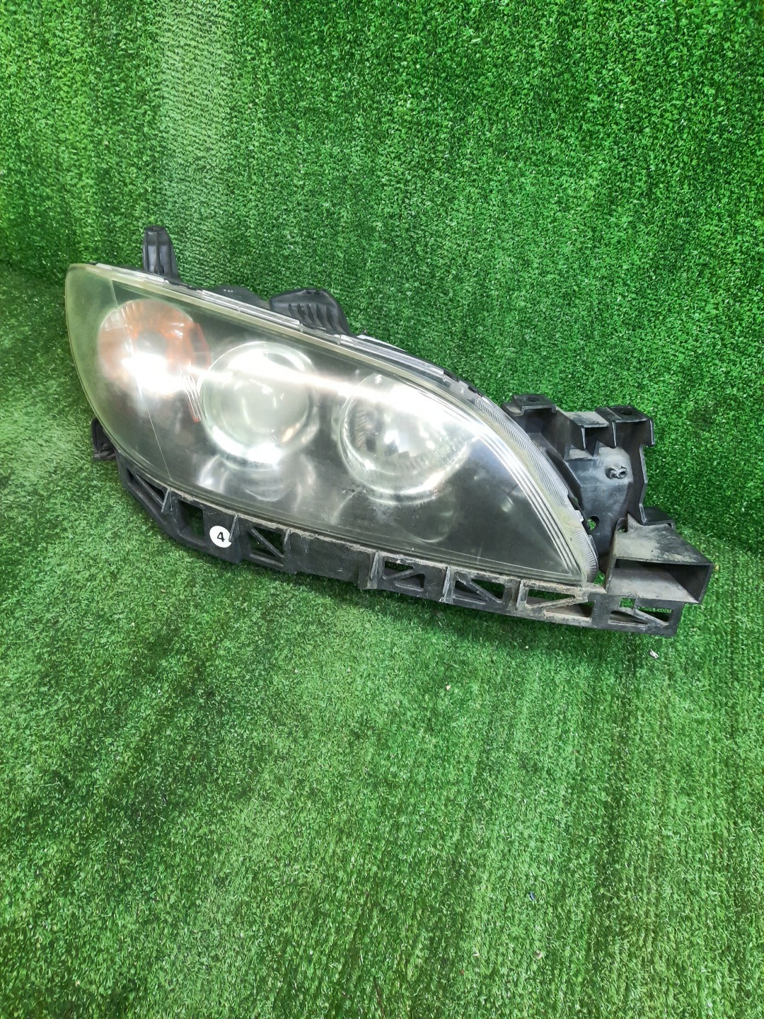 Фара правая передняя MAZDA AXELA, MAZDA 3, 3 BK5P, BK3P, BKEP, BK 1 ракурс