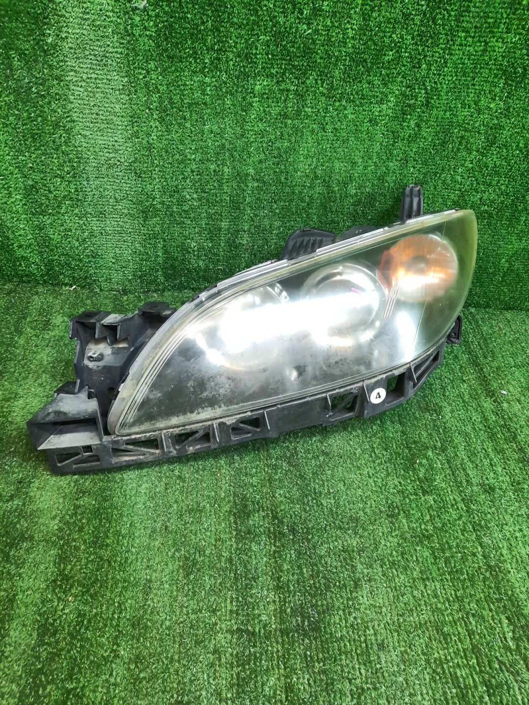 Фара левая передняя MAZDA AXELA, MAZDA 3, 3 BK5P, BK3P, BKEP, BK 1 ракурс