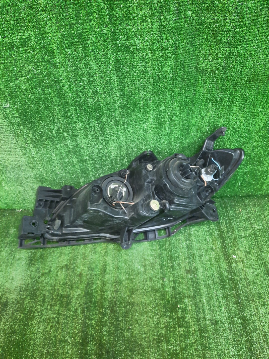 Фара правая передняя MAZDA AXELA, MAZDA 3, 3 BK5P, BK3P, BKEP, BK 3 ракурс