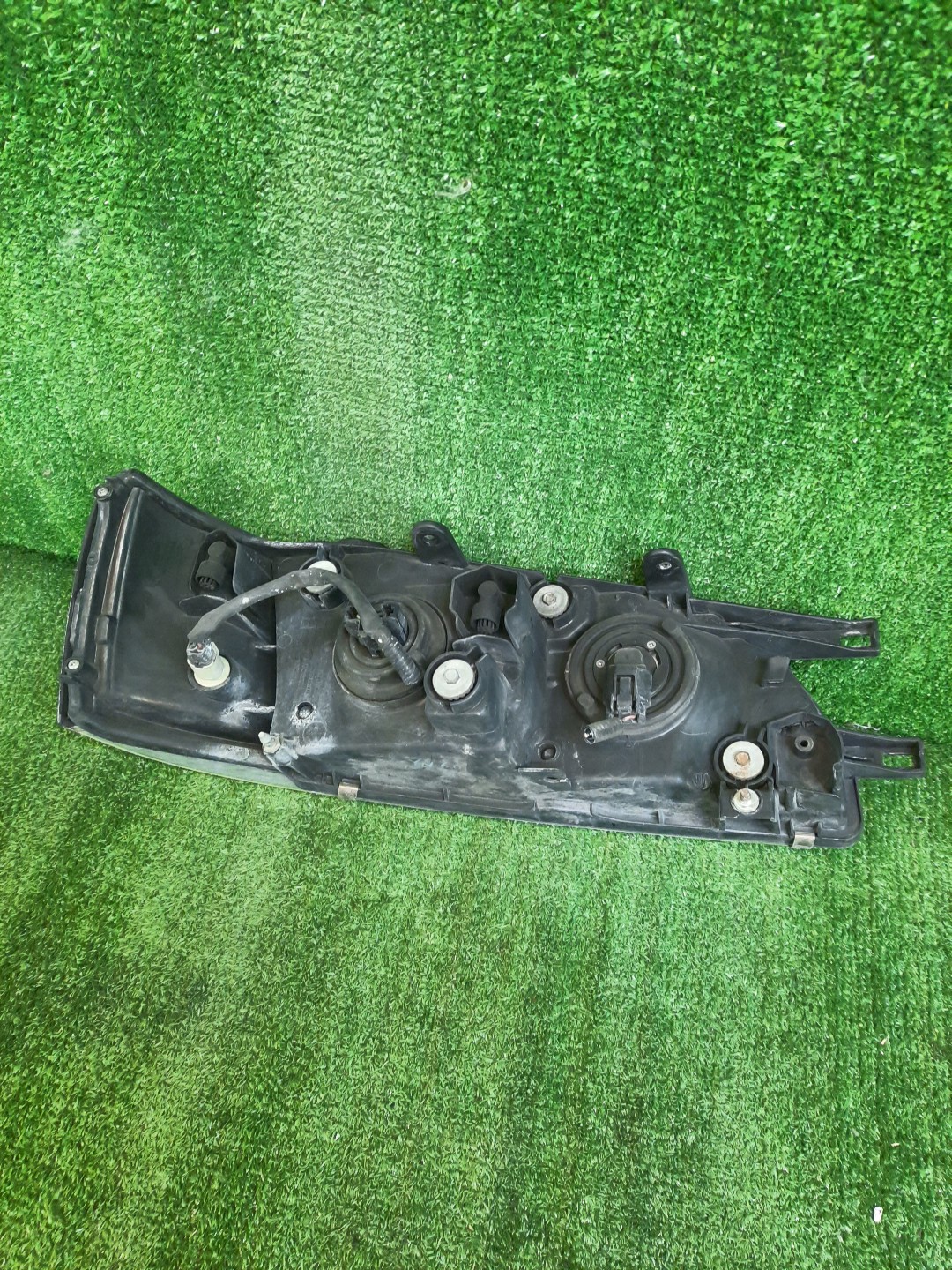 Фара левая передняя NISSAN BLUEBIRD SU14, QU14, ENU14, HU14, HNU14, EU14 2 ракурс
