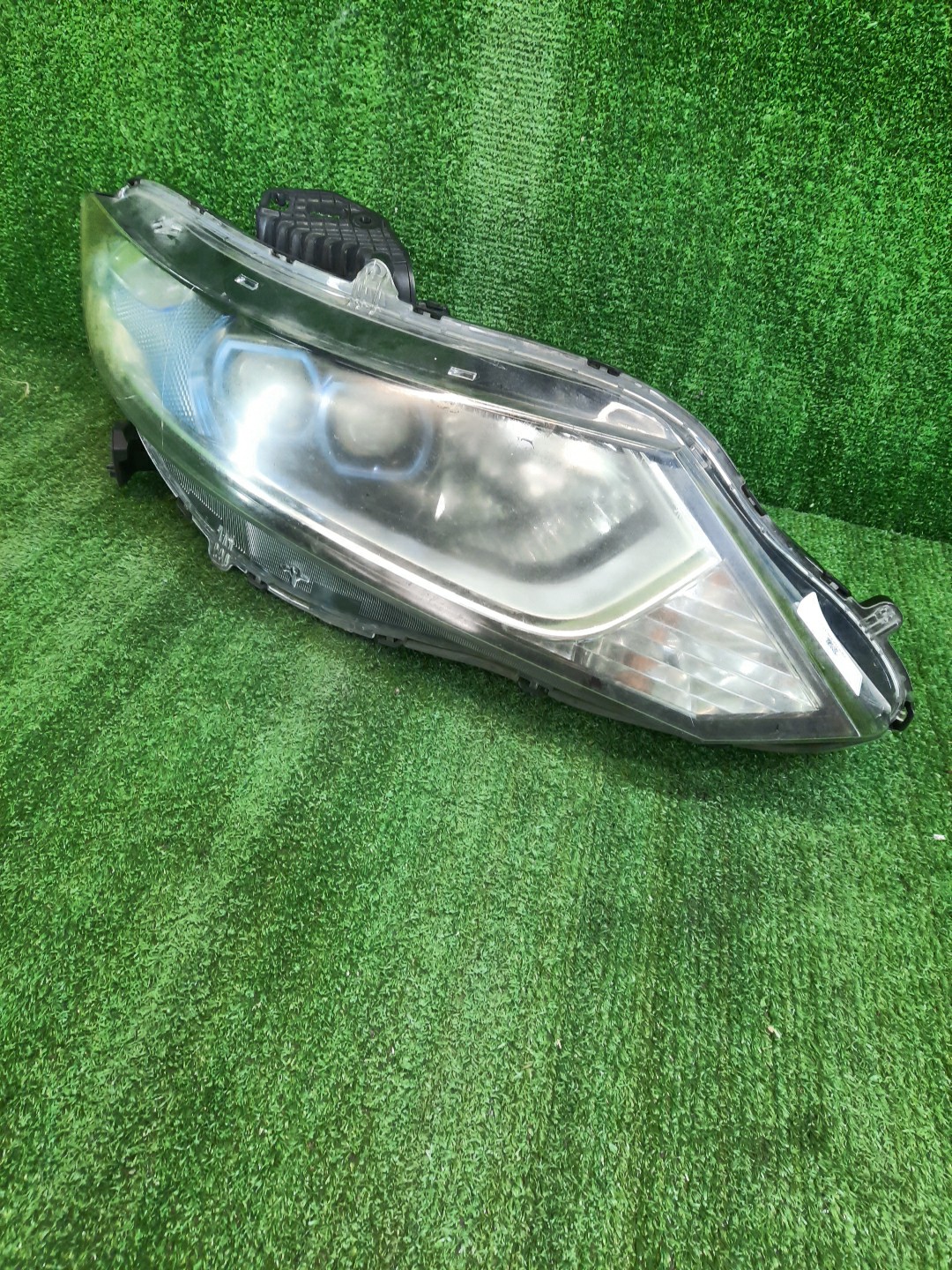Фара правая передняя HONDA JADE FR4 1 ракурс