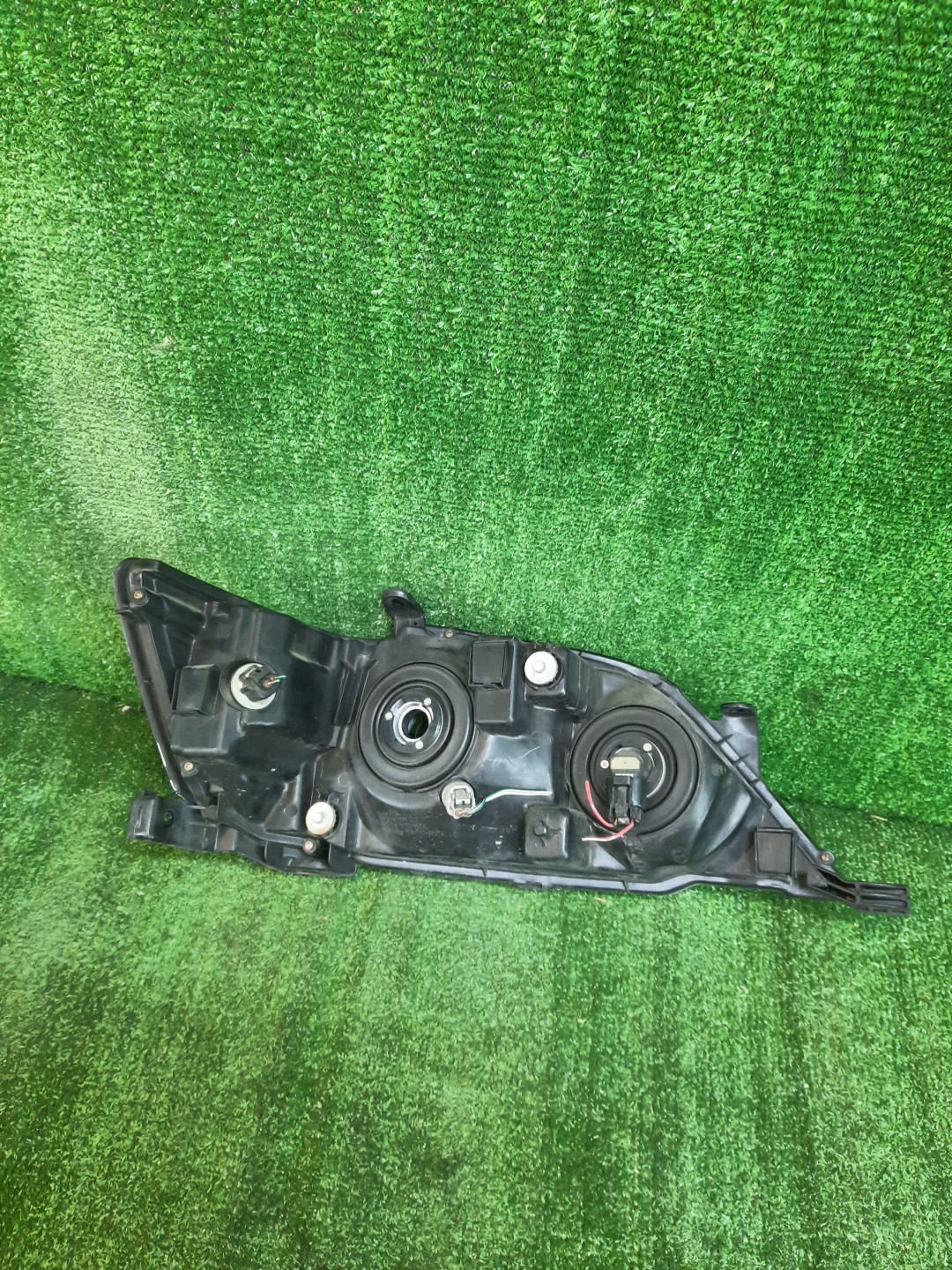 Фара левая передняя TOYOTA VISTA, VISTA ARDEO ZZV50, AZV50, SV50, SV55, AZV55, ZZV50G, SV50G, SV55G, AZV50G, AZV55G 3 ракурс