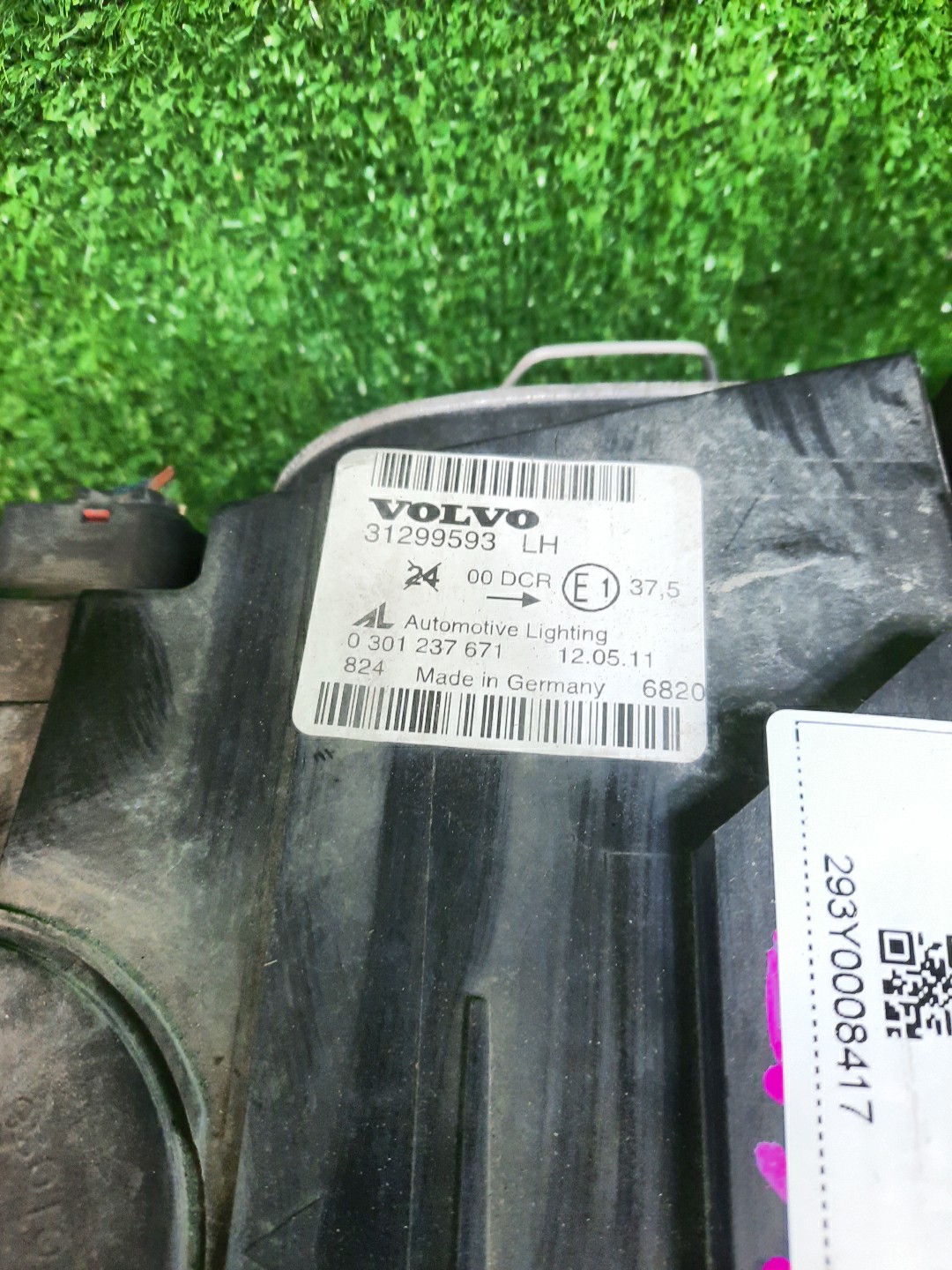 Фара левая передняя VOLVO S40, V50 MS20, MS21, MS76, MS77, MS84, MS50, MS58, MH67, MS68, MH68, MS, MS75, MS43, MS38, MS66, MW20, MW67, MW75, MW76, MW77, MW84, MJ68, MJ67, MW50, MW68, MW21, MW, MW38, MW43, MW66 3 ракурс Фара левая передняя VOLVO S40, V50 MS20, MS21, MS76, MS77, MS84, MS50, MS58, MH67, MS68, MH68, MS, MS75, MS43, MS38, MS66, MW20, MW67, MW75, MW76, MW77, MW84, MJ68, MJ67, MW50, MW68, MW21, MW, MW38, MW43, MW66 3 ракурс