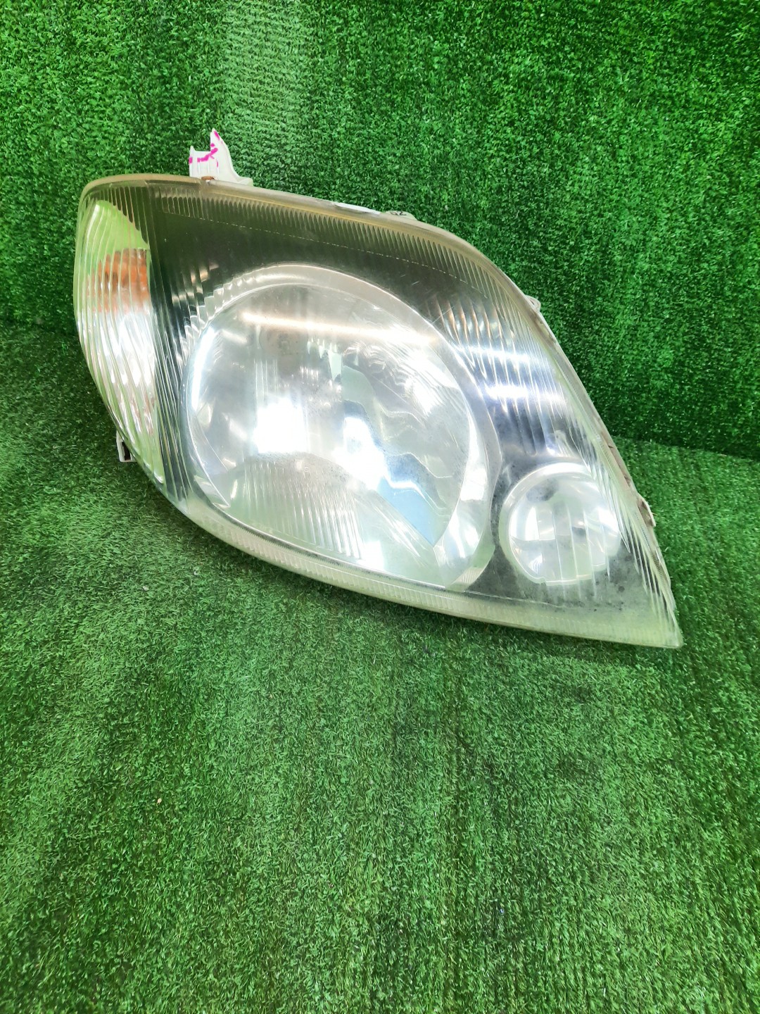Фара правая передняя TOYOTA COROLLA, COROLLA FIELDER ZZE124, NZE121, NZE120, ZZE122, NZE124, CE121, NZE121G, ZZE123G, ZZE124G, ZZE122G, NZE124G , 1NZ-FE, 1ZZ-FE 1 ракурс