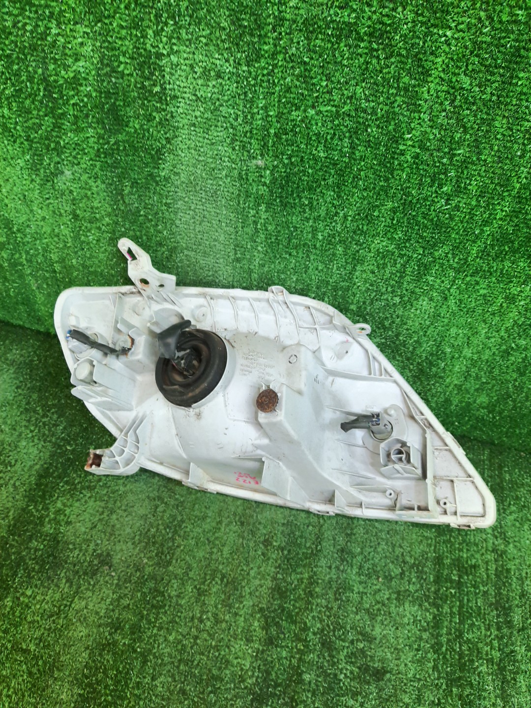 Фара левая передняя TOYOTA COROLLA, COROLLA FIELDER ZZE124, NZE121, NZE120, ZZE122, NZE124, CE121, NZE121G, ZZE123G, ZZE124G, ZZE122G, NZE124G , 1NZ-FE, 1ZZ-FE 4 ракурс