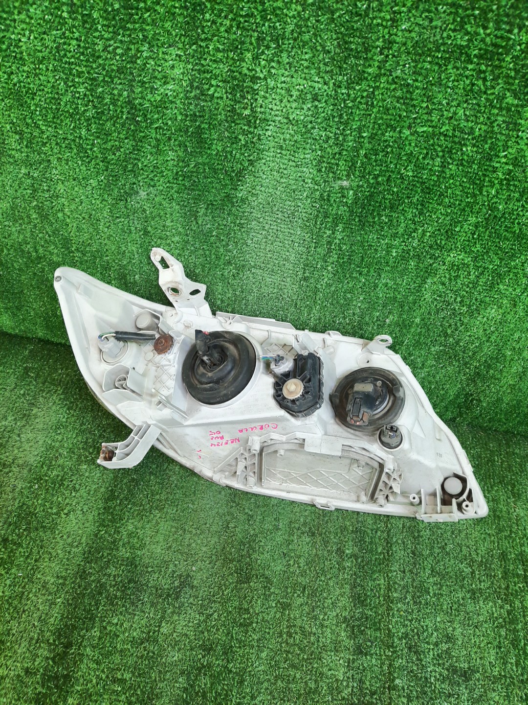 Фара левая передняя TOYOTA COROLLA, COROLLA FIELDER ZZE124, NZE121, NZE120, ZZE122, NZE124, CE121, NZE121G, ZZE123G, ZZE124G, ZZE122G, NZE124G , 1NZ-FE, 1ZZ-FE 4 ракурс