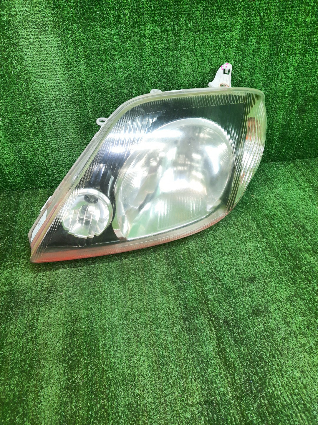 Фара левая передняя TOYOTA COROLLA, COROLLA FIELDER ZZE124, NZE121, NZE120, ZZE122, NZE124, CE121, NZE121G, ZZE123G, ZZE124G, ZZE122G, NZE124G , 1NZ-FE, 1ZZ-FE 1 ракурс