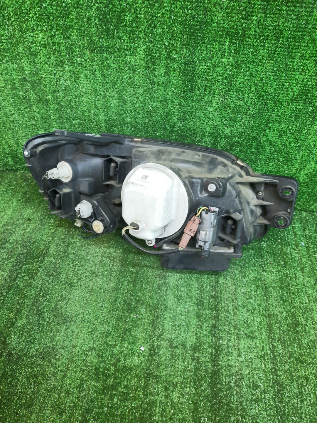 Фара левая передняя SUBARU LEGACY BH9, BE5, BH5, BHE, BHC, BE9 2 ракурс