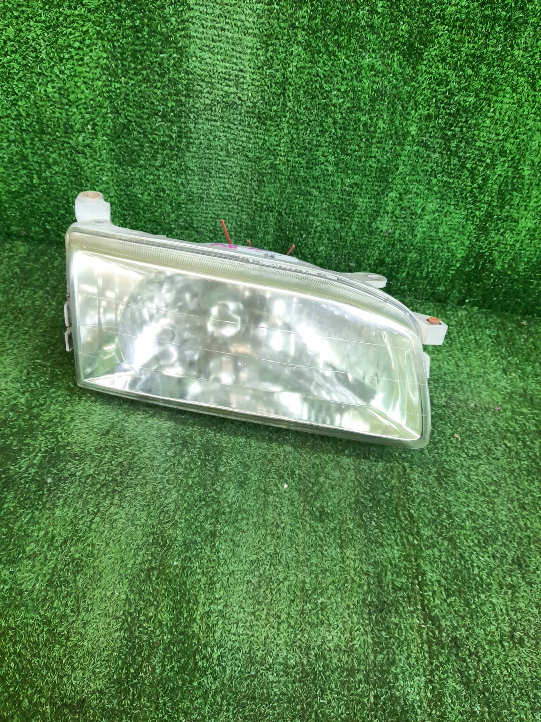 Фара правая передняя TOYOTA SPRINTER CARIB AE111G, AE114G, AE115G 1 ракурс