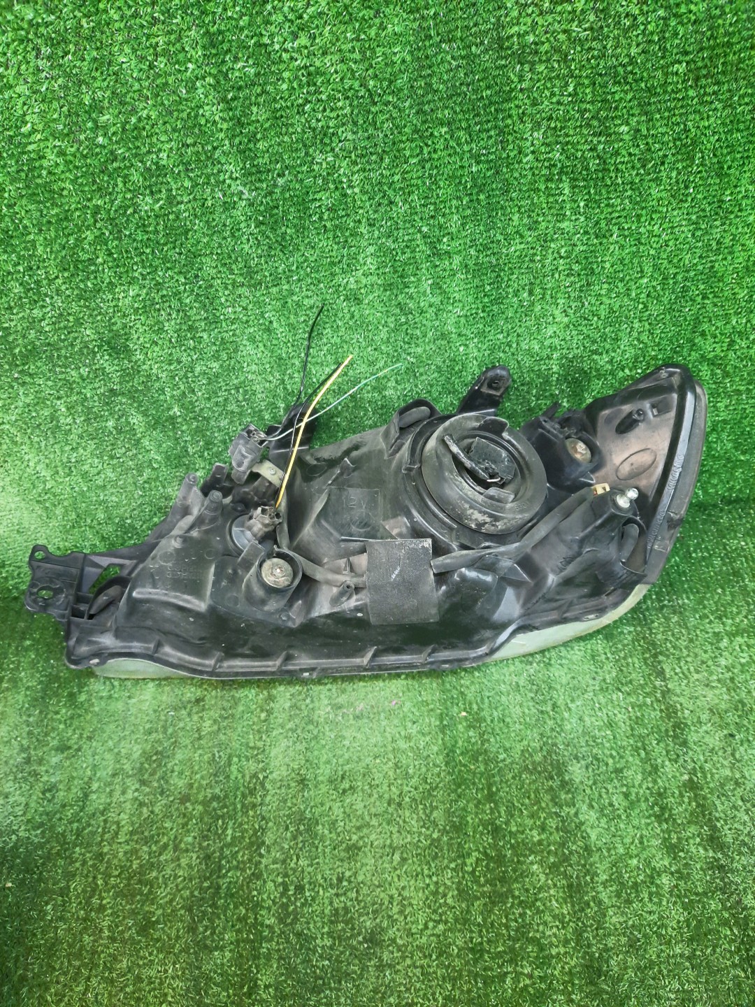 Фара правая передняя MITSUBISHI LANCER CEDIA, LANCER CS3W, CS9W, CS9A, CS1A, CS2A, CS2W, CS5W, CS5A, CS3A, CS6A, CS2V 3 ракурс