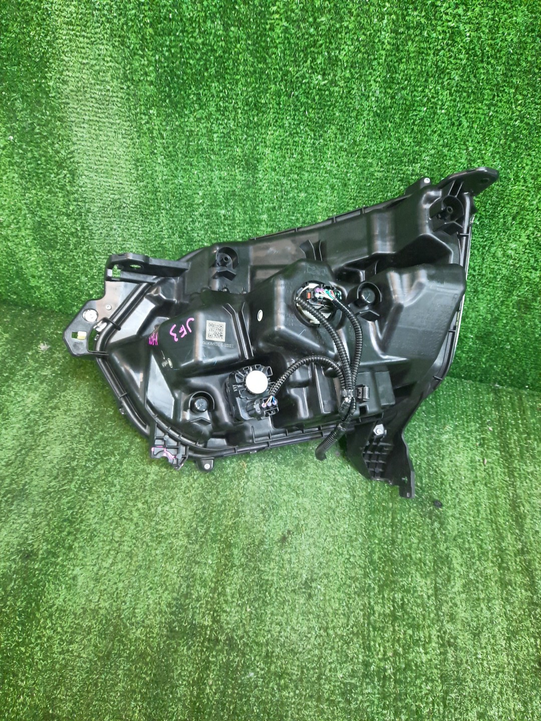 Фара правая передняя HONDA N-BOX JF3 4 ракурс