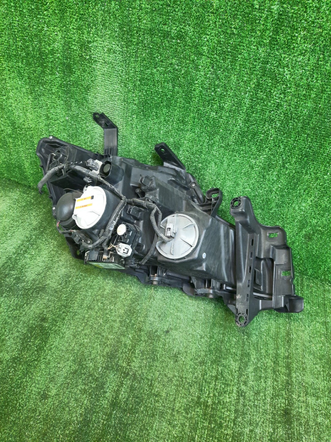 Фара левая передняя HONDA STEPWGN RK5 4 ракурс
