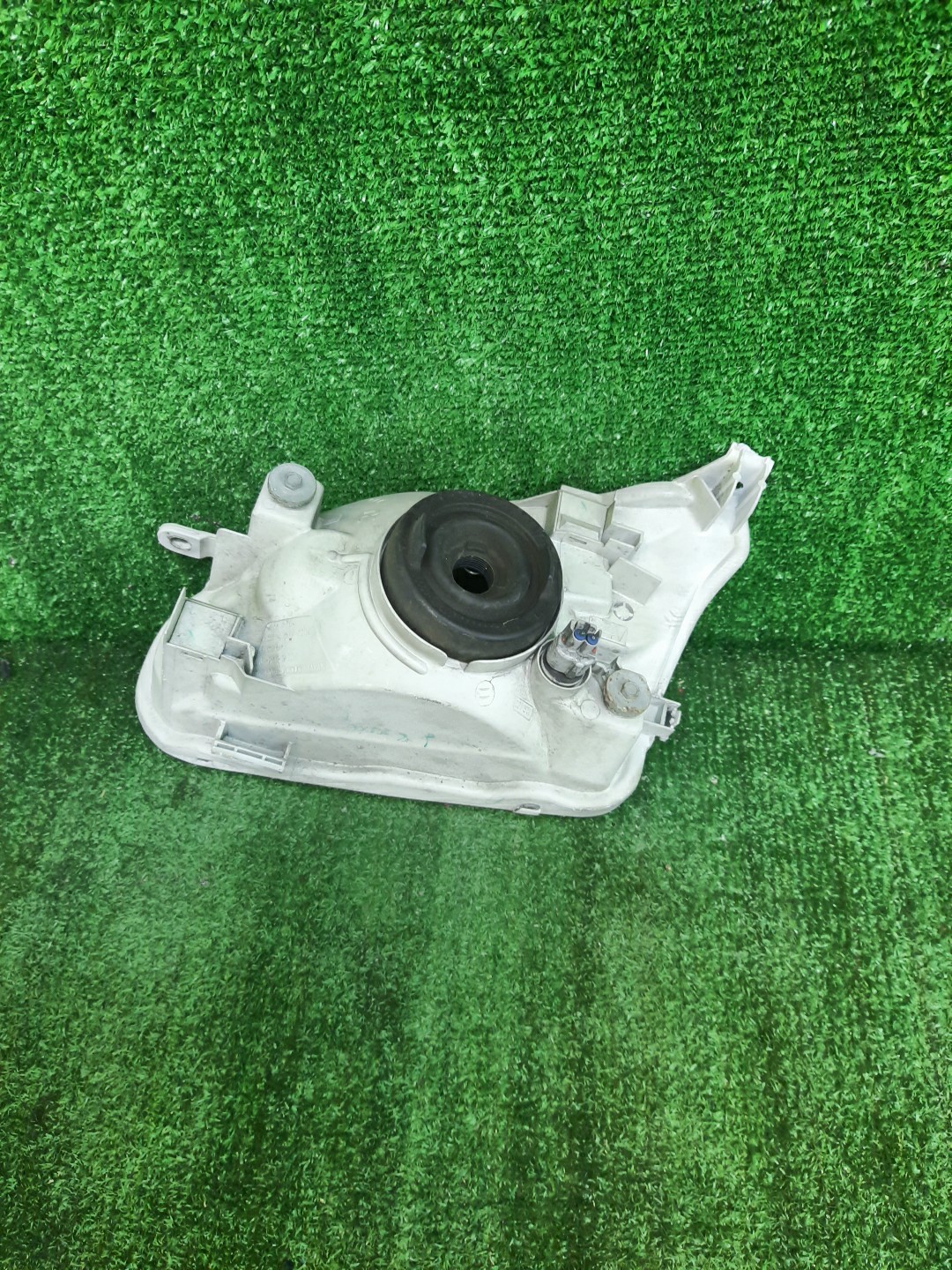 Фара правая передняя TOYOTA COROLLA SPACIO AE111N 4 ракурс