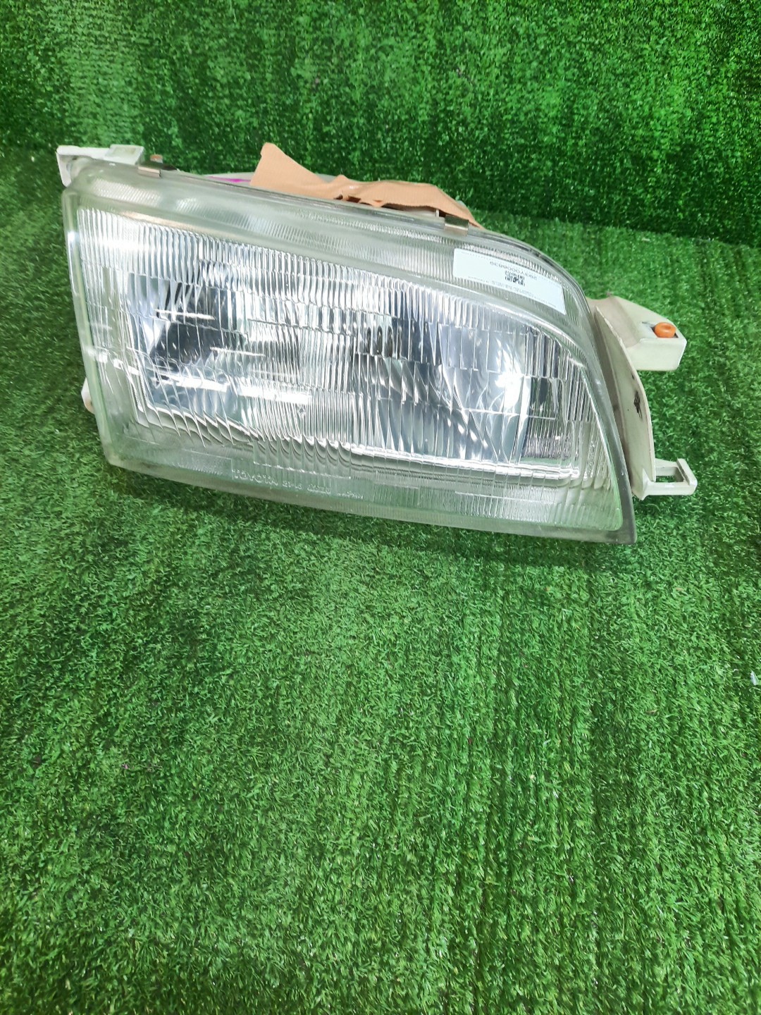 Фара правая передняя TOYOTA CALDINA AT191G, ST191G, ST190G, CT190G, CT196V, ET196V, CT197V, CT199V, CT198V, ST195G, ST198V 1 ракурс