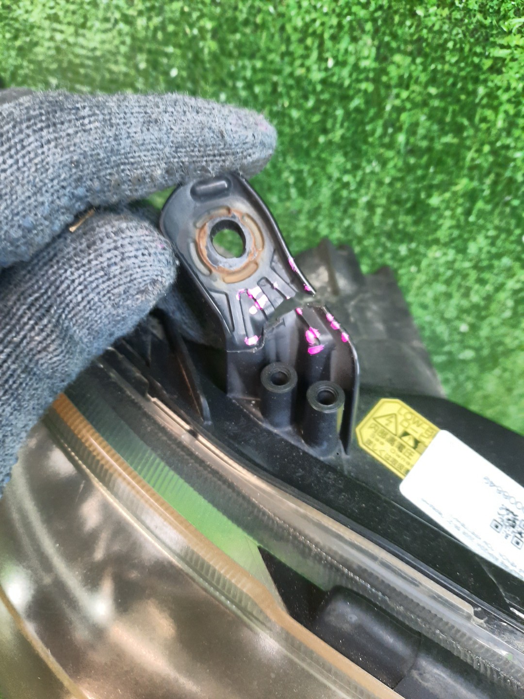 Фара правая передняя TOYOTA VELLFIRE ANH25W, GGH25W, GGH20W, ANH20W 2 ракурс Фара правая передняя TOYOTA VELLFIRE ANH25W, GGH25W, GGH20W, ANH20W 2 ракурс