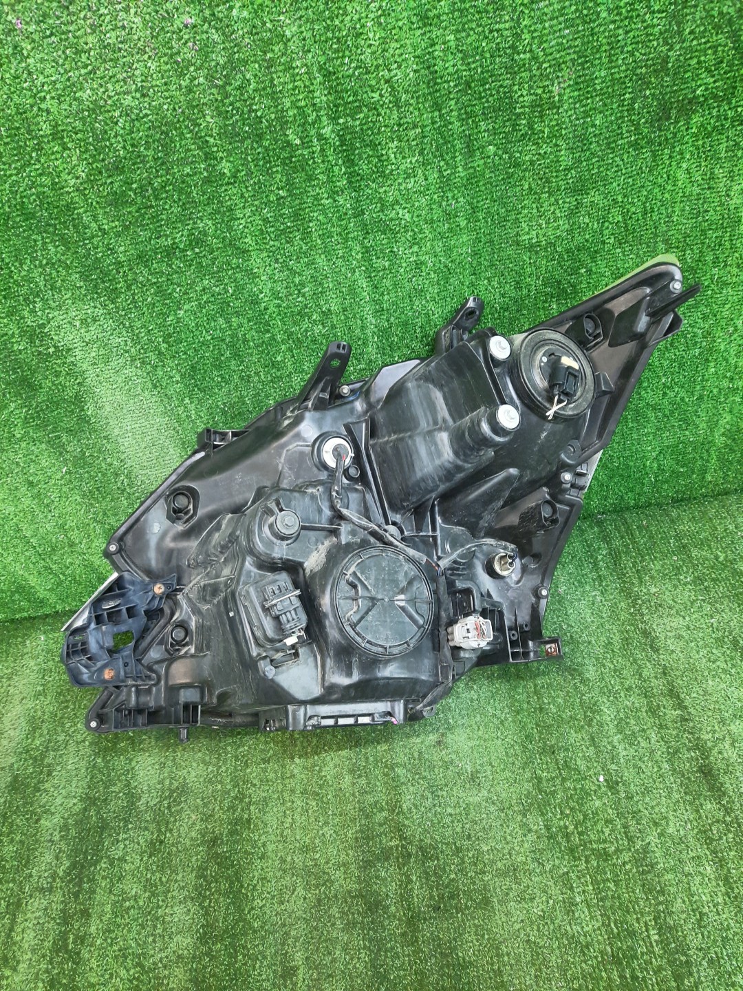 Фара правая передняя TOYOTA VELLFIRE ANH25W, GGH25W, GGH20W, ANH20W 5 ракурс