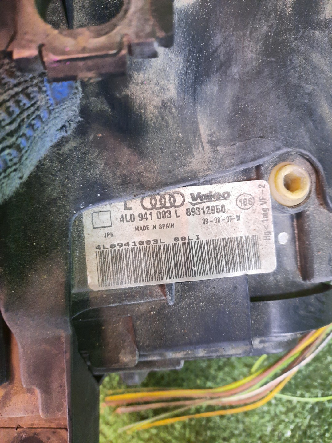 Фара левая передняя AUDI Q7 4LB 2 ракурс