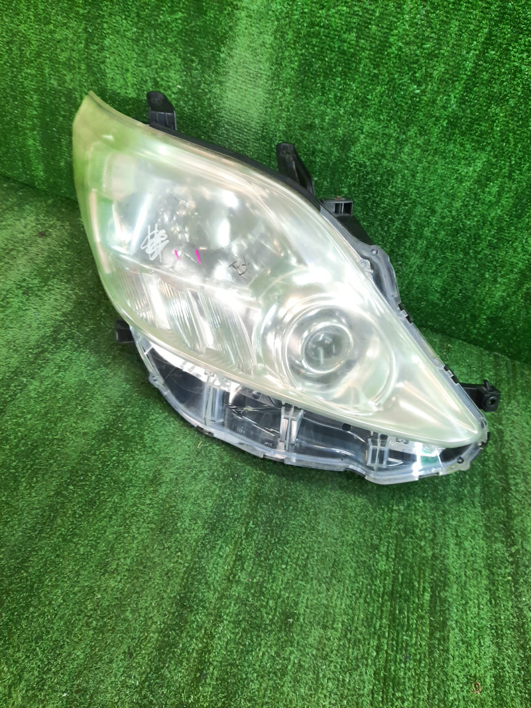 Фара правая передняя TOYOTA ALPHARD ANH25W, GGH25W, GGH20W, ANH20W 1 ракурс