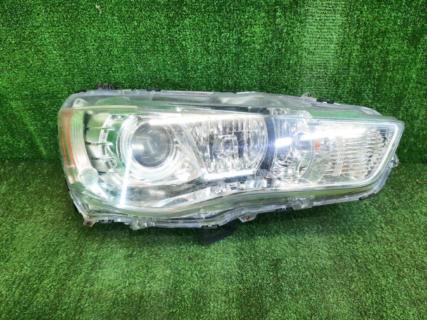 Фара правая передняя MITSUBISHI OUTLANDER CW4W, CW6W, CW5W 1 ракурс