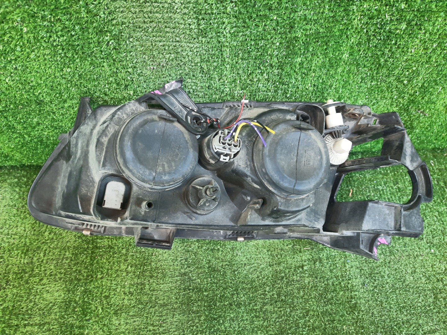 Фара правая передняя NISSAN BLUEBIRD SYLPHY G10, QG10, FG10, TG10, QNG10 4 ракурс