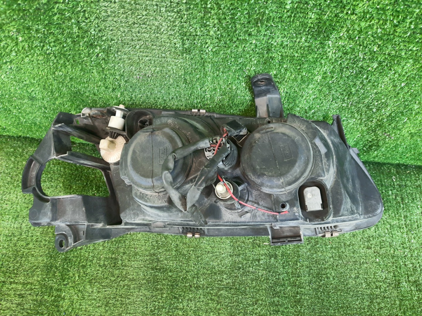 Фара левая передняя NISSAN BLUEBIRD SYLPHY G10, QG10, FG10, TG10, QNG10 2 ракурс