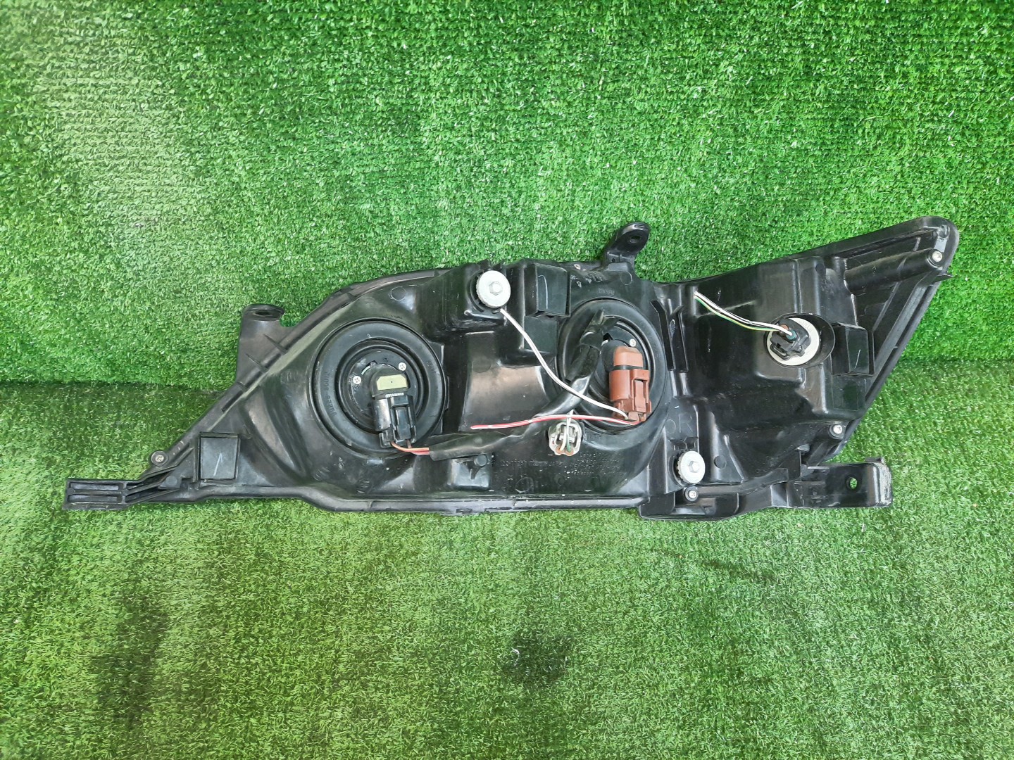 Фара правая передняя TOYOTA VISTA, VISTA ARDEO ZZV50, AZV50, SV50, SV55, AZV55, ZZV50G, SV50G, SV55G, AZV50G, AZV55G 4 ракурс