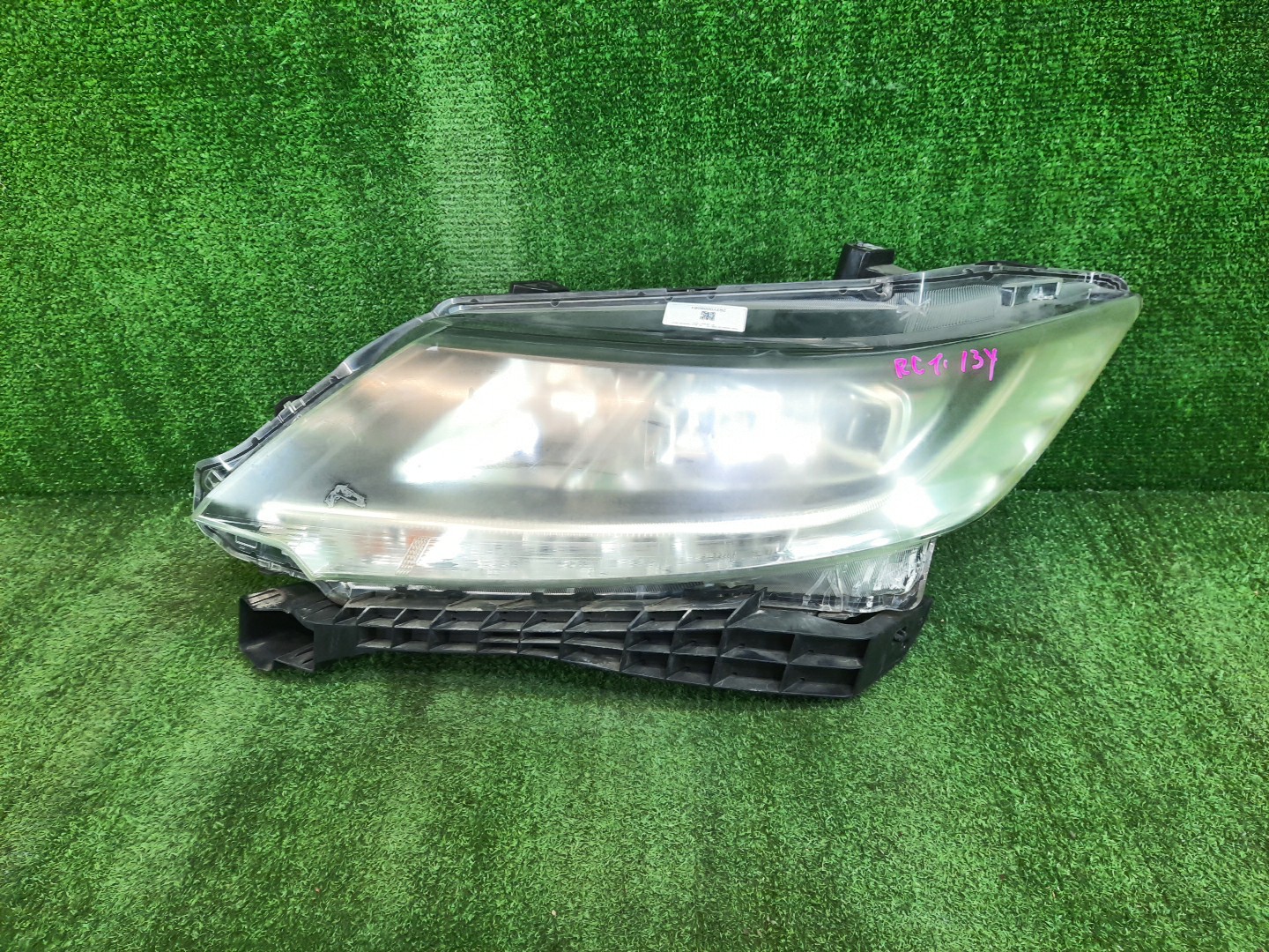 Фара левая передняя HONDA ODYSSEY RC1 1 ракурс
