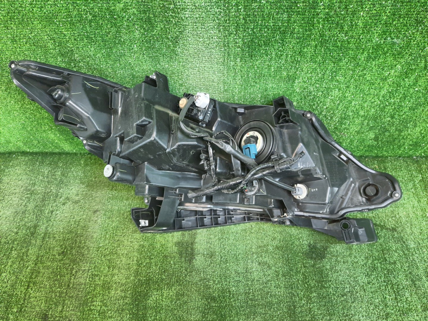 Фара левая передняя HONDA ODYSSEY RC1 4 ракурс