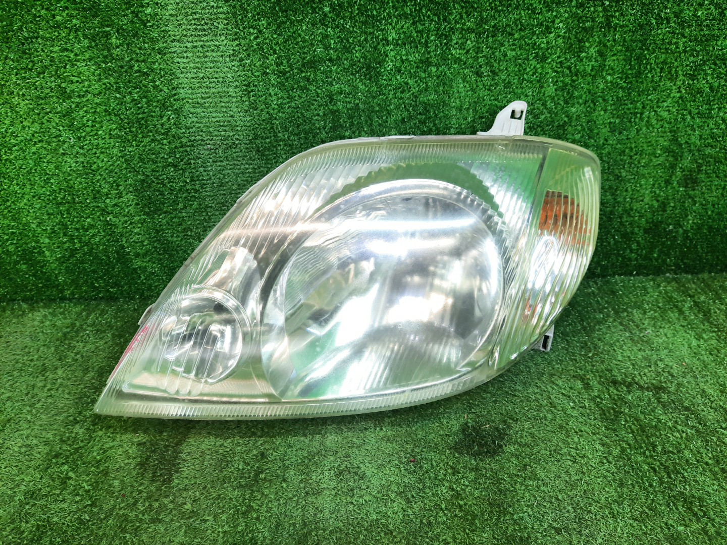 Фара левая передняя TOYOTA COROLLA, COROLLA FIELDER ZZE124, NZE121, NZE120, ZZE122, NZE124, CE121, NZE121G, ZZE123G, ZZE124G, ZZE122G, NZE124G , 1NZ-FE, 1ZZ-FE 1 ракурс