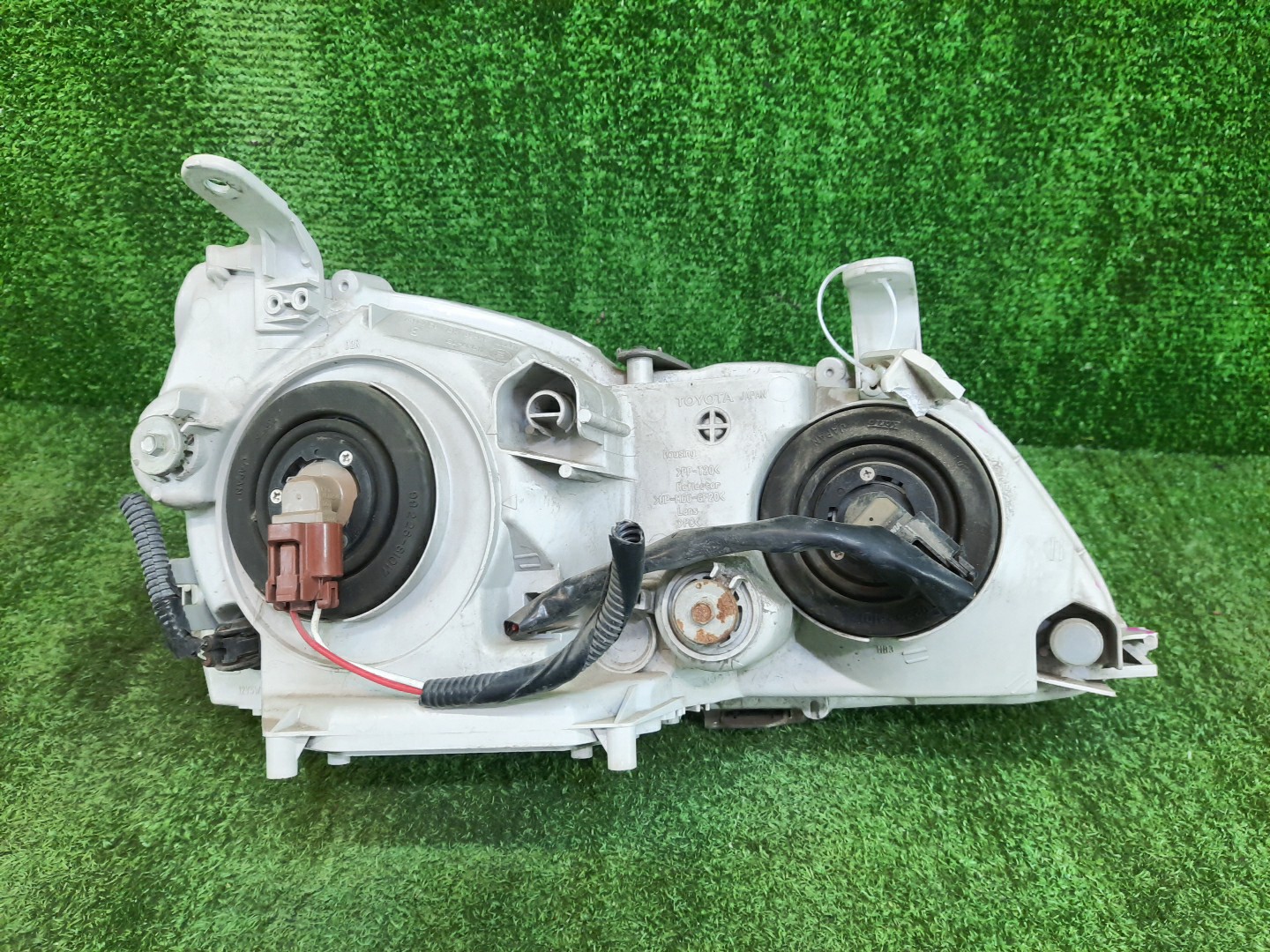 Фара левая передняя TOYOTA GAIA SXM10G, SXM15G, CXM10G, ACM10G, ACM15G 3 ракурс Фара левая передняя TOYOTA GAIA SXM10G, SXM15G, CXM10G, ACM10G, ACM15G 3 ракурс