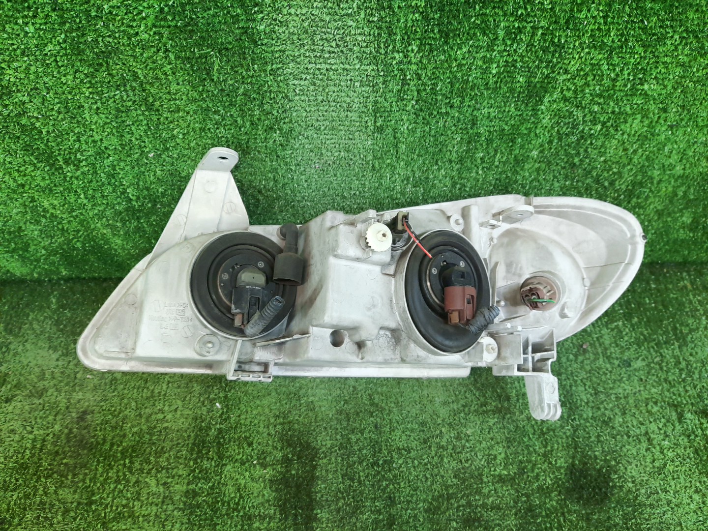 Фара правая передняя NISSAN CEFIRO A33 3 ракурс