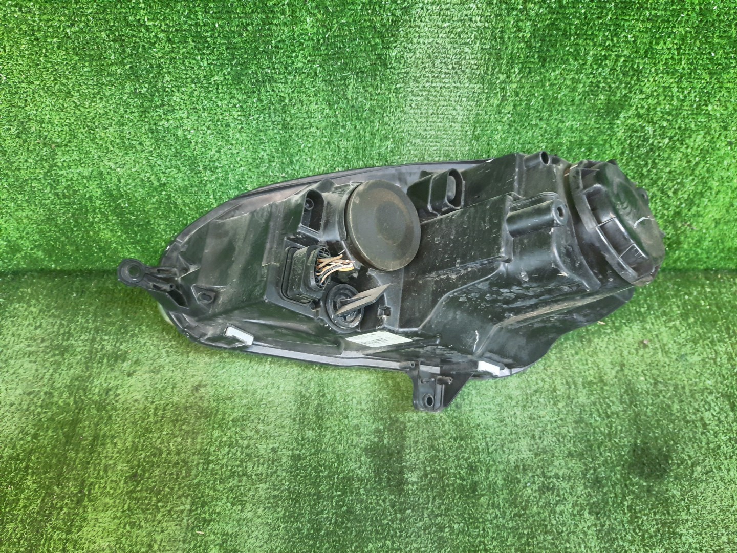 Фара правая передняя VOLKSWAGEN GOLF, JETTA MK5, 1K5, 1K1, A5, 1K2 2 ракурс