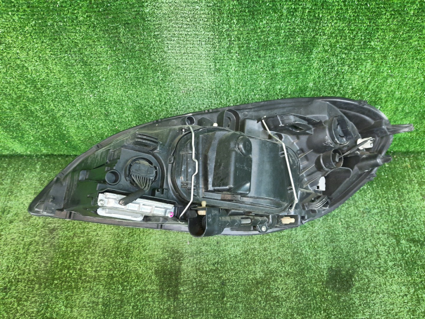 Фара правая передняя VOLVO XC60 DZ44, DZ47, DZ80, DZ99, DZ40, DZ, DZ31, DZ52, DZ69, DZ70, DZ71, DZ72, DZ82, DZ83, DZ87, DZ88, DZ95, DZ90, DZ98 4 ракурс