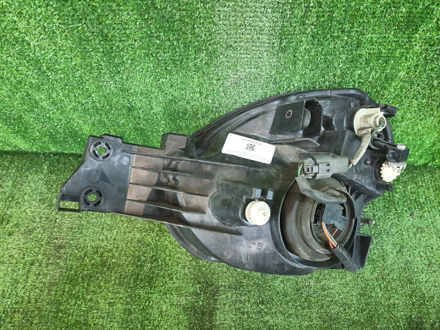 Фара правая передняя SUBARU IMPREZA WRX, IMPREZA GDA, GGA, GDD, GG2, GG9, GGD, GG3, GGC, GD3, GD2, GD9 3 ракурс