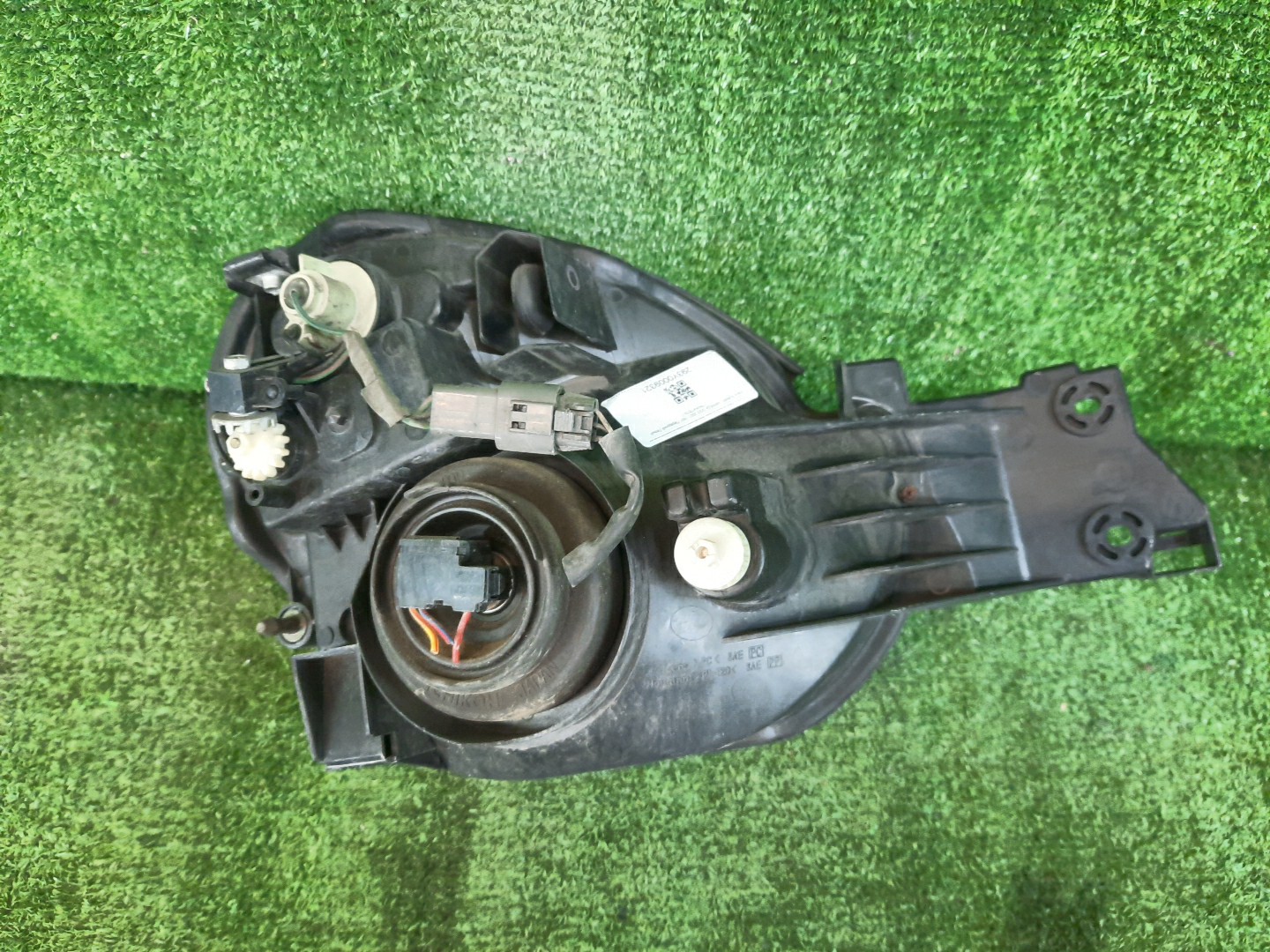 Фара левая передняя SUBARU IMPREZA WRX, IMPREZA GDA, GGA, GDD, GG2, GG9, GGD, GG3, GGC, GD3, GD2, GD9 2 ракурс