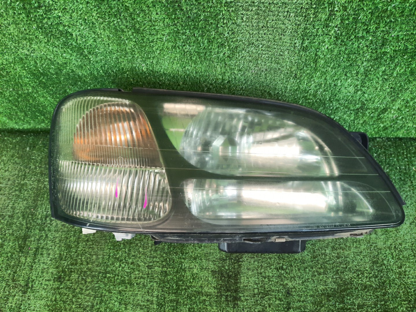 Фара правая передняя SUBARU LEGACY BH9, BE5, BH5, BHE, BHC, BE9 1 ракурс