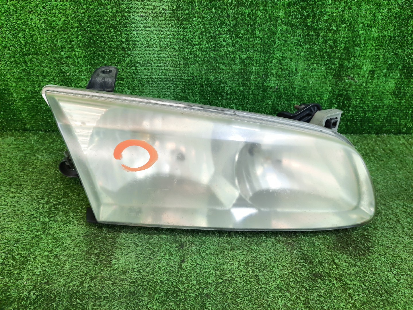 Фара правая передняя TOYOTA CAMRY GRACIA MCV21W, MCV25W, SXV20W, MCV20W, SXV25W 1 ракурс