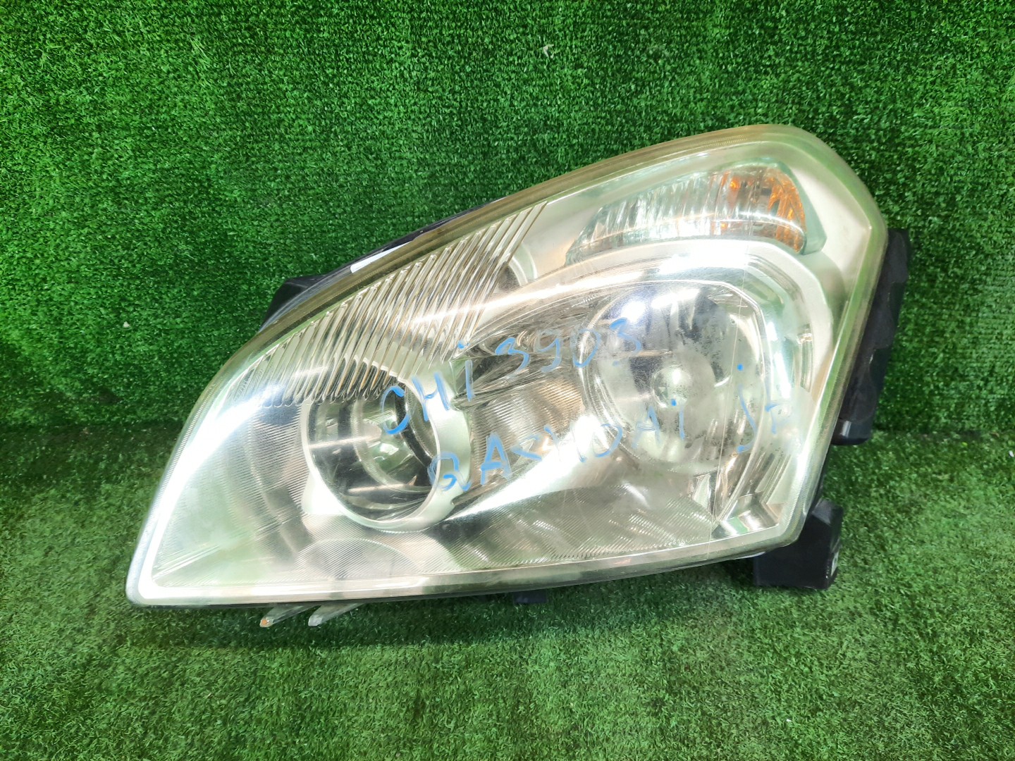 Фара левая передняя NISSAN DUALIS J10, KNJ10, KJ10, NJ10 1 ракурс Фара левая передняя NISSAN DUALIS J10, KNJ10, KJ10, NJ10 1 ракурс