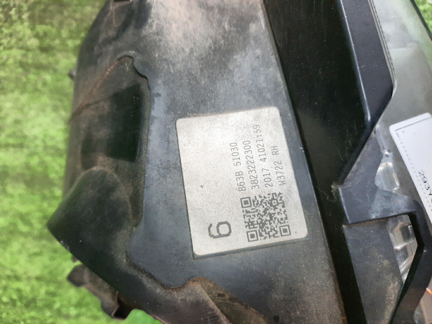 Фара правая передняя MAZDA AXELA, MAZDA 3, 3 BMLFS, BM6FJ, BM2AS, BM2FP, BM2AP, BM5FP, BM5FS, BM5AS, BM5AP, BM2FS, BYEFP, BMEFS, BM 3 ракурс