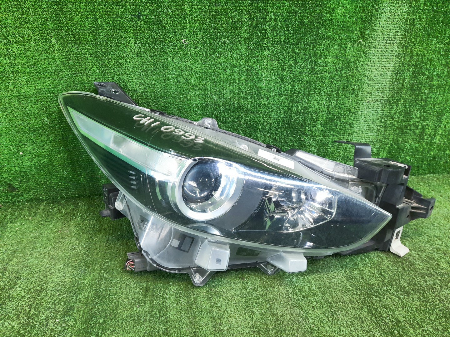 Фара правая передняя MAZDA AXELA, MAZDA 3, 3 BMLFS, BM6FJ, BM2AS, BM2FP, BM2AP, BM5FP, BM5FS, BM5AS, BM5AP, BM2FS, BYEFP, BMEFS, BM 1 ракурс Фара правая передняя MAZDA AXELA, MAZDA 3, 3 BMLFS, BM6FJ, BM2AS, BM2FP, BM2AP, BM5FP, BM5FS, BM5AS, BM5AP, BM2FS, BYEFP, BMEFS, BM 1 ракурс