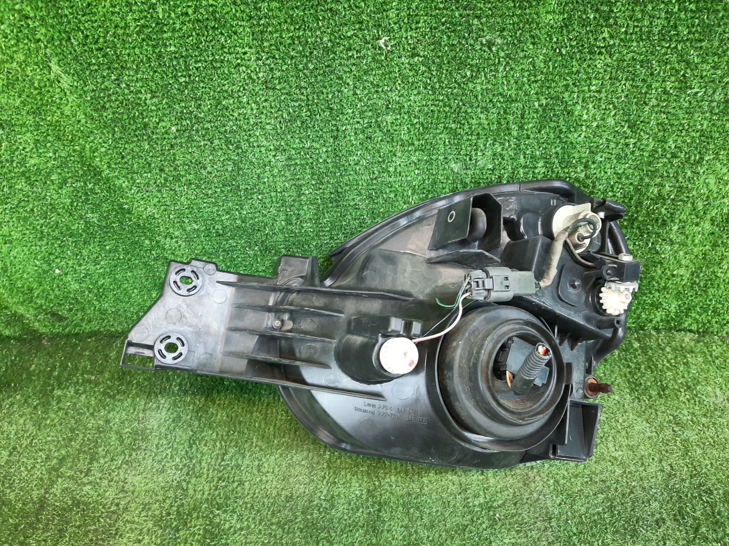 Фара правая передняя SUBARU IMPREZA WRX, IMPREZA GDA, GGA, GDD, GG2, GG9, GGD, GG3, GGC, GD3, GD2, GD9 2 ракурс