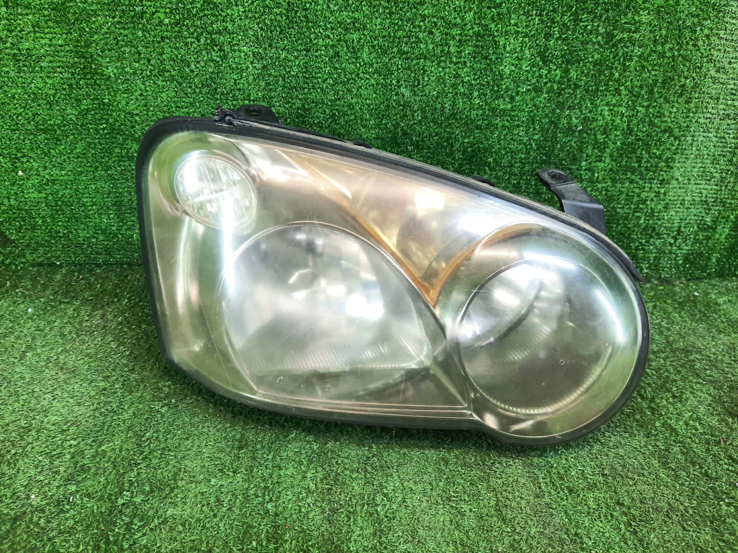 Фара правая передняя SUBARU IMPREZA WRX, IMPREZA GDA, GGA, GDD, GG2, GG9, GGD, GG3, GGC, GD3, GD2, GD9 1 ракурс