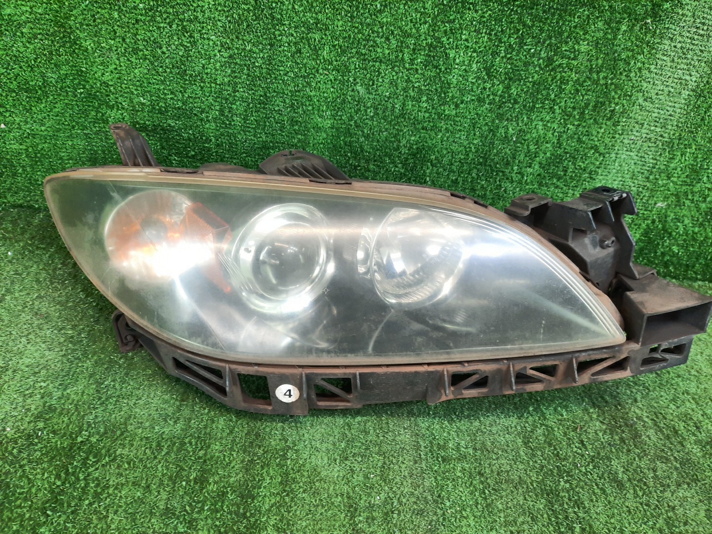 Фара правая передняя MAZDA AXELA, MAZDA 3, 3 BK5P, BK3P, BKEP, BK 1 ракурс Фара правая передняя MAZDA AXELA, MAZDA 3, 3 BK5P, BK3P, BKEP, BK 1 ракурс